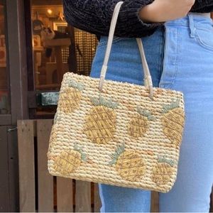 Woven Straw Pineapple Handbag
